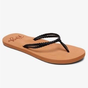 Roxy costas sandals